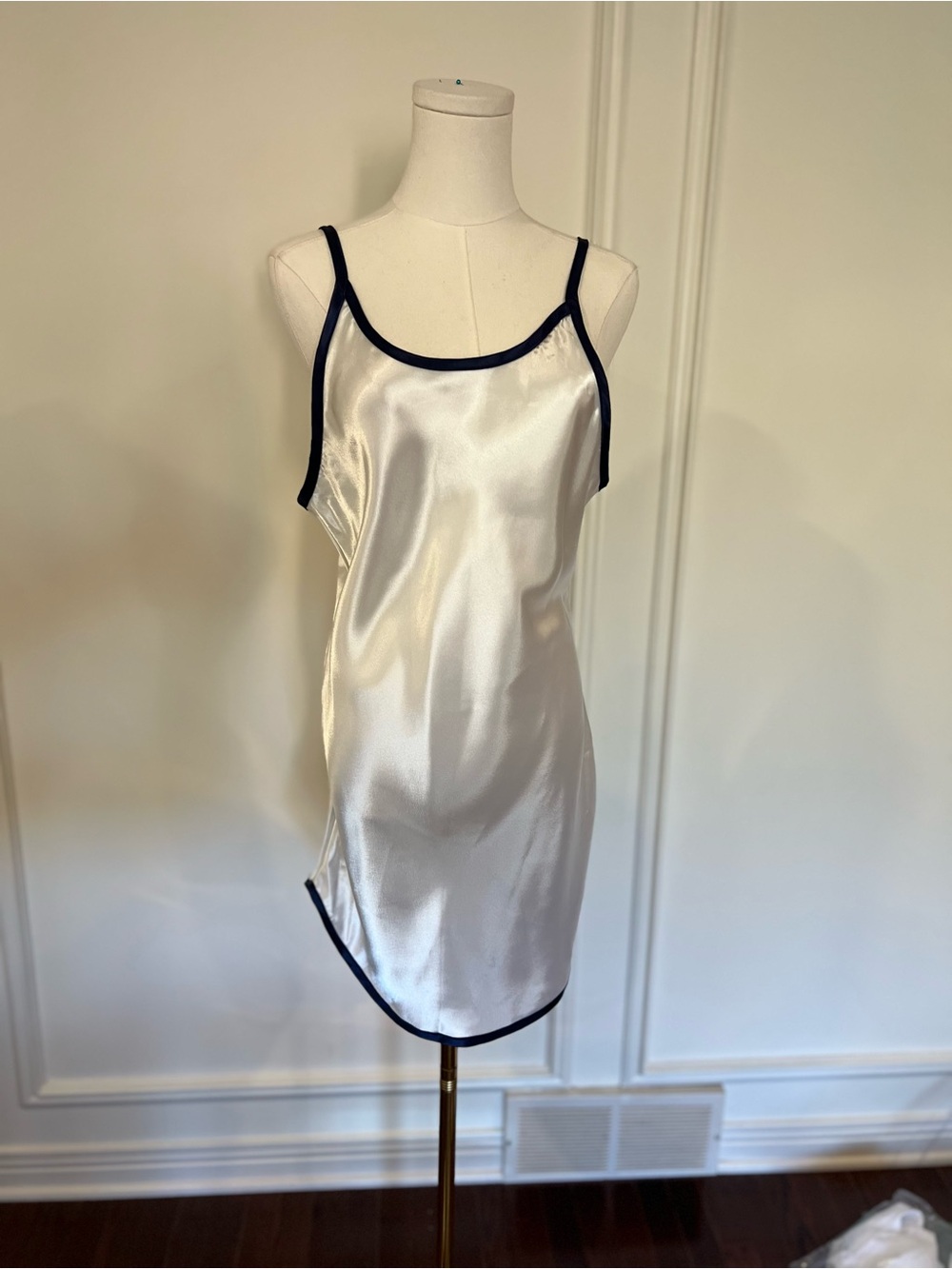 Le Boudoir‎ Silky White Slip Dress with navy trim vintage fairy mermaid Y2K 90s